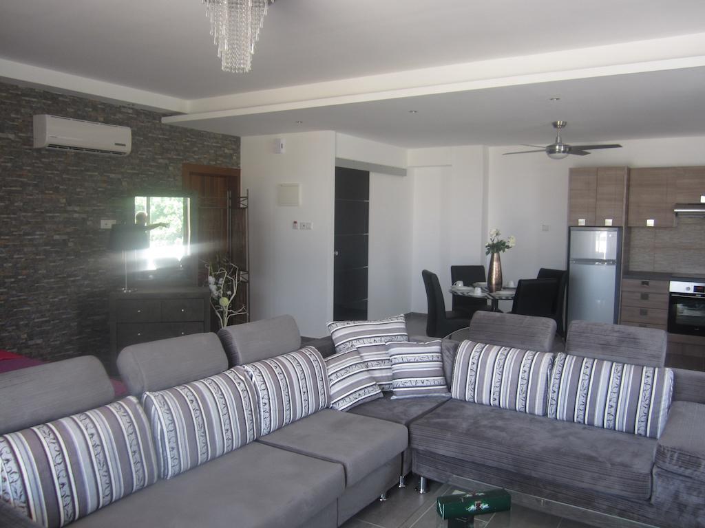 Marina Apartments 211 Lárnaca Habitación foto